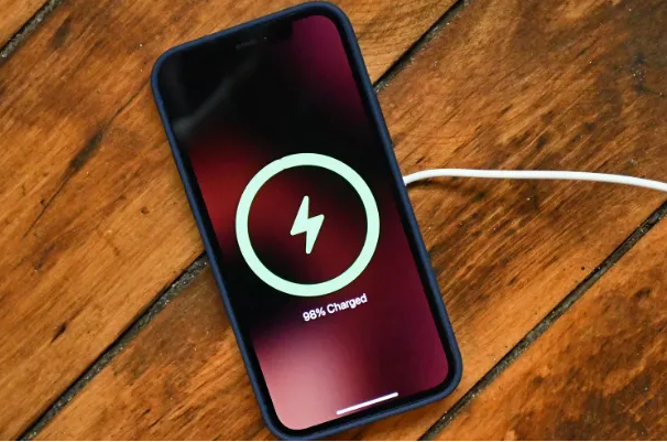 周村苹果手机维修分享iPhone如何正确充电 