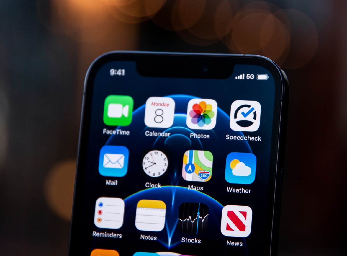 周村苹果手机维修分享为什么 iPhone 12 在冬季会自动关机 