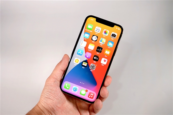 周村苹果手机维修分享iOS 14.2修订版已到，专属iPhone 12系列 