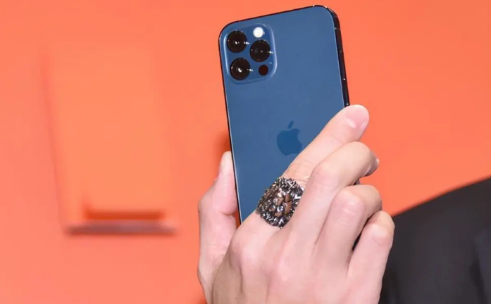 周村苹果手机维修分享iPhone12系列重启方法教程 